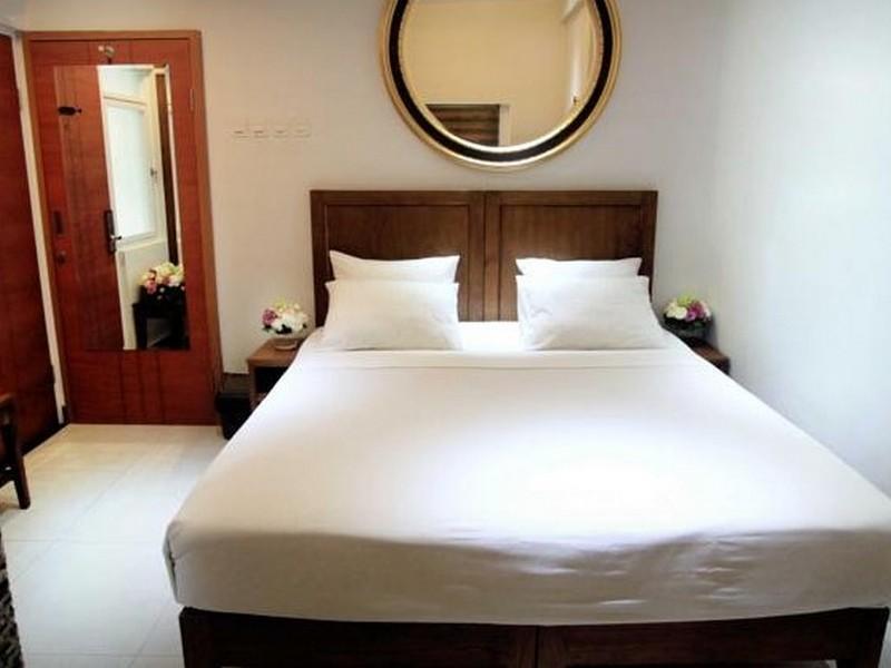 Fuxion Inn Jakarta Exterior photo